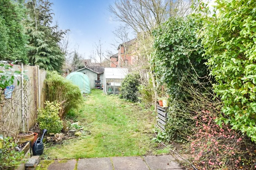 Somerset Road, Farnborough, Hampshire, GU14 6DS, photo 4