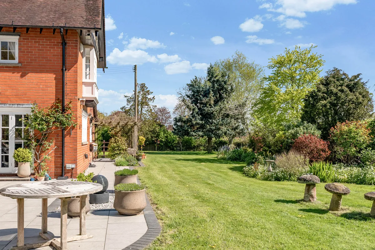 Vicarage Lane, Kneeton, NG13, photo 16