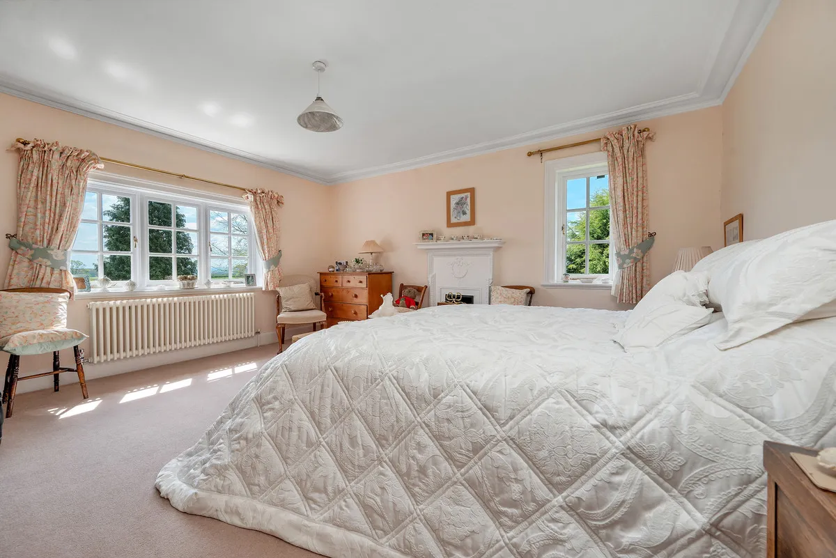Vicarage Lane, Kneeton, NG13, photo 12