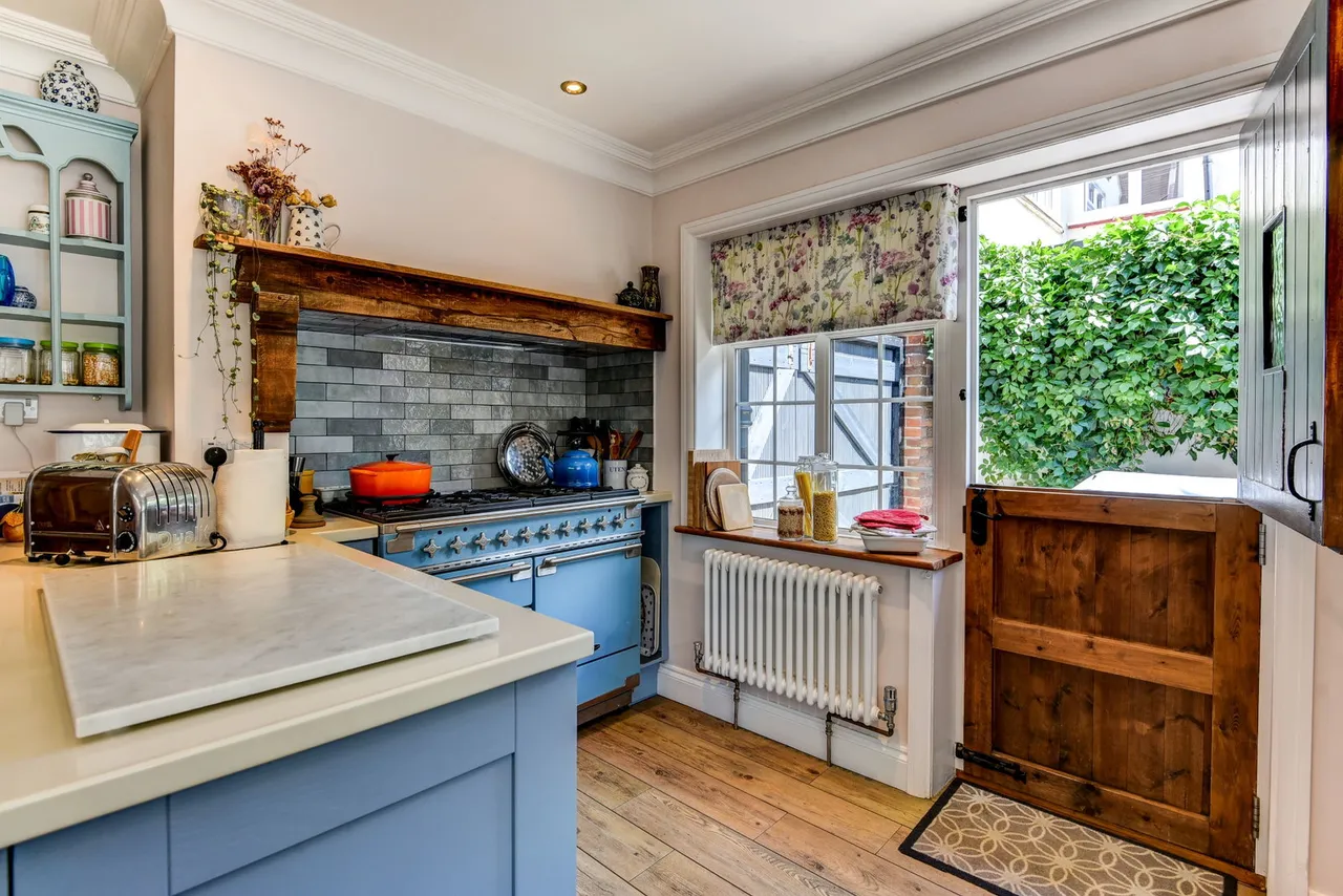Poulters Lane, Worthing, West Sussex, BN14, photo 5