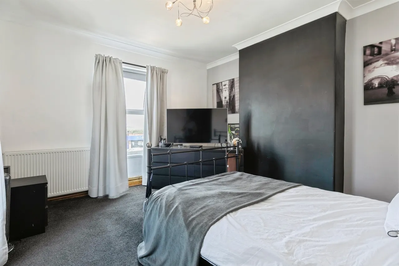 Myrtle Road, Wombwell, S73, photo 8