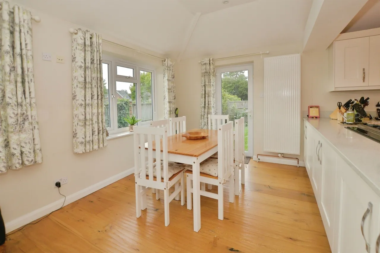 Broadhurst Drive, Kennington, TN24, photo 7