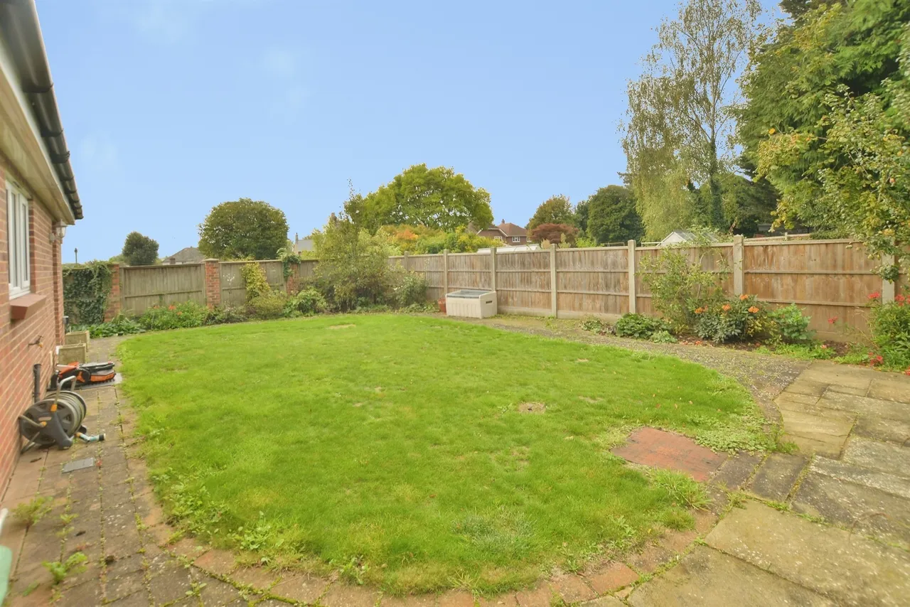 Broadhurst Drive, Kennington, TN24, photo 20