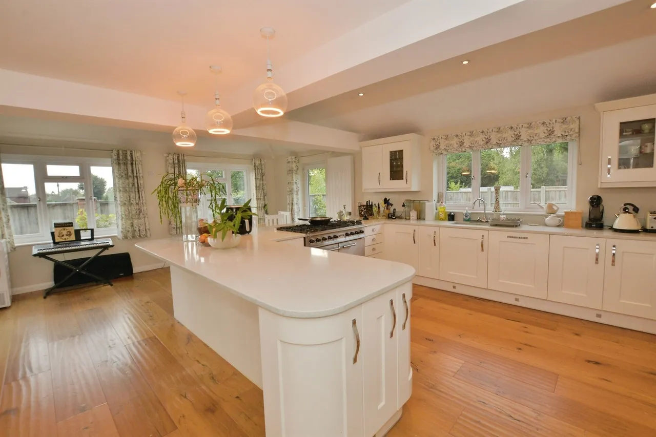 Broadhurst Drive, Kennington, TN24, photo 9