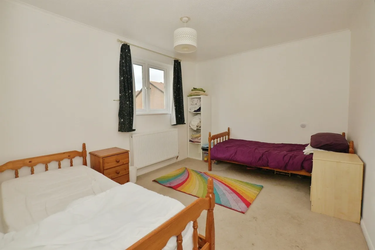 Broadhurst Drive, Kennington, TN24, photo 13