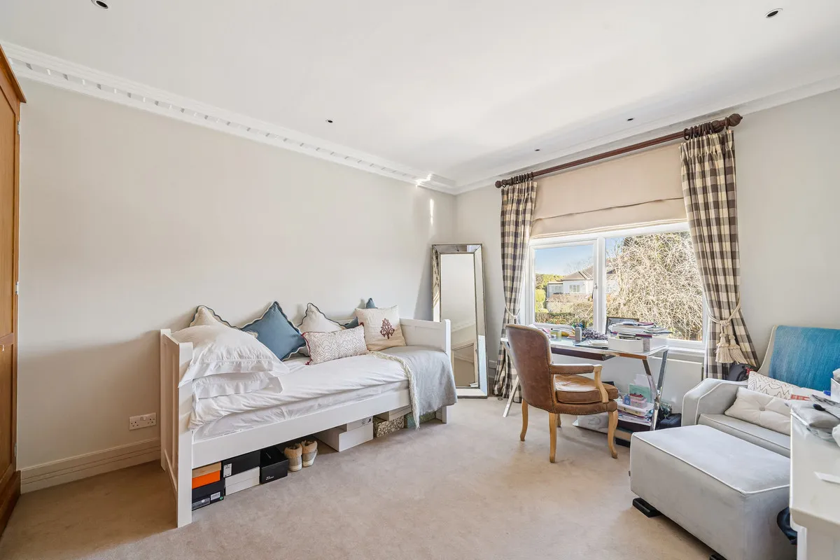 Belgrave Road, London, SW13, photo 12