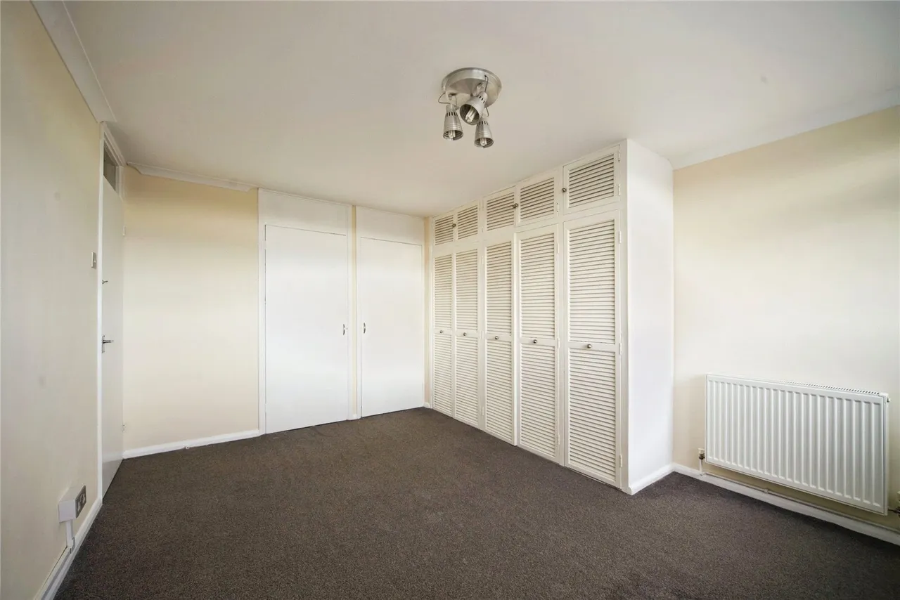 The Chiltons, Grove Hill, London, E18, photo 11