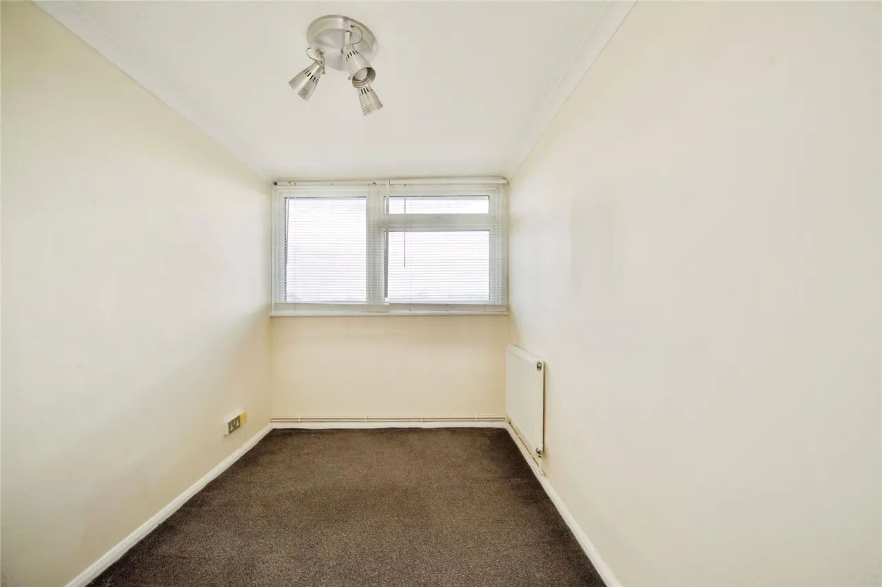 The Chiltons, Grove Hill, London, E18, photo 14
