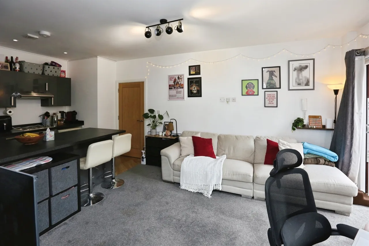 Wickham Road, Fareham, PO16, photo 3
