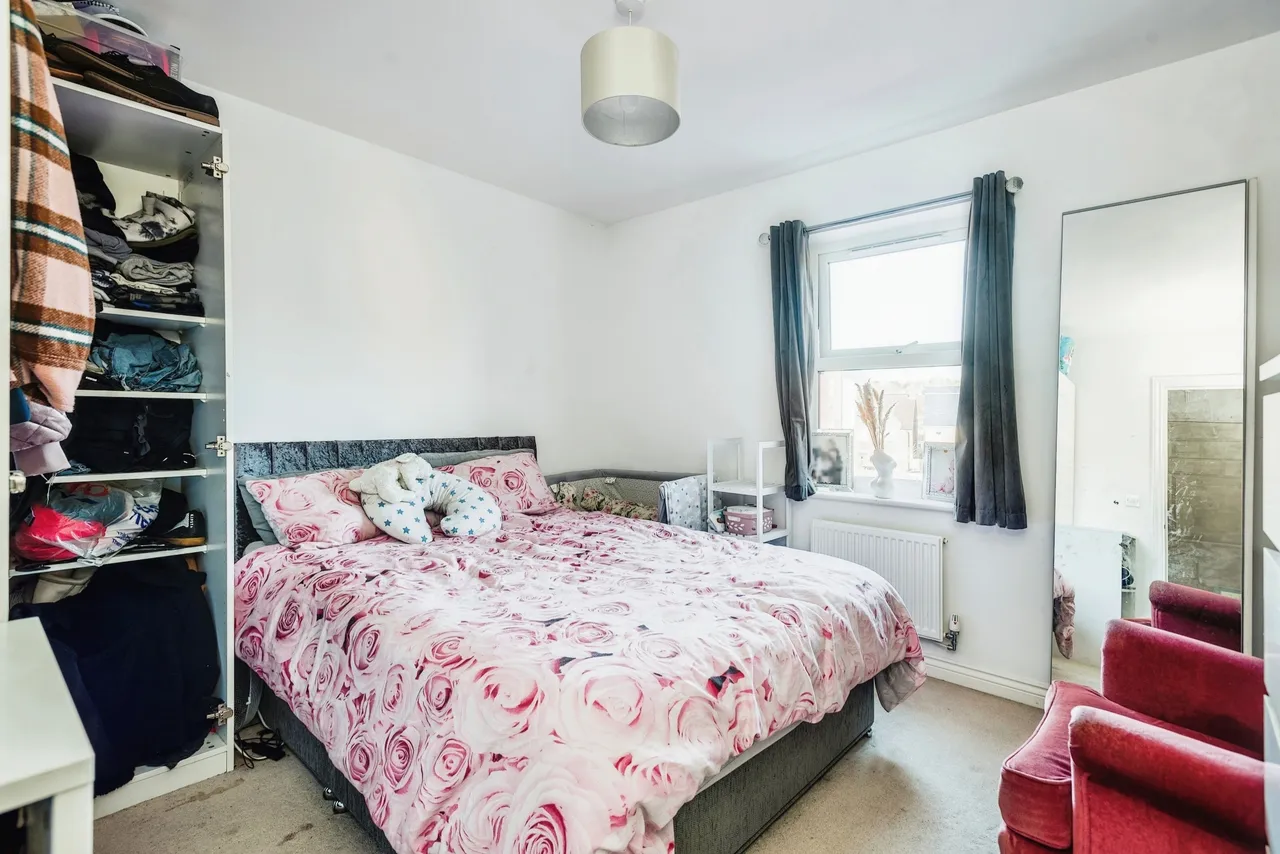 Staldon Court, Swindon, SN1, photo 6