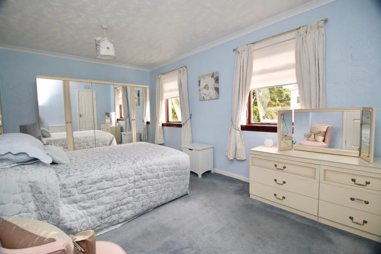 Calgary Park, Westwood, East Kilbride, G75 8AQ, photo 10