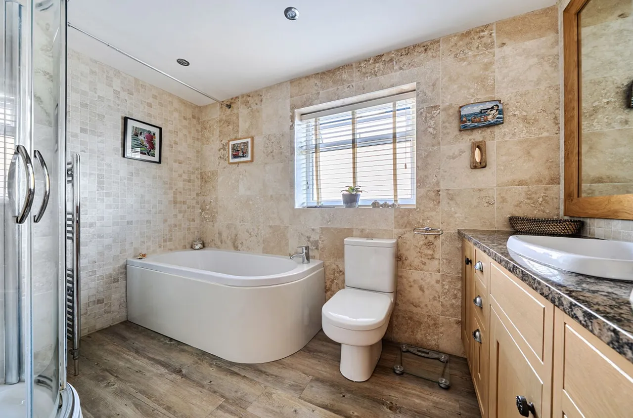 Cedar Drive, Chichester, PO19, photo 21