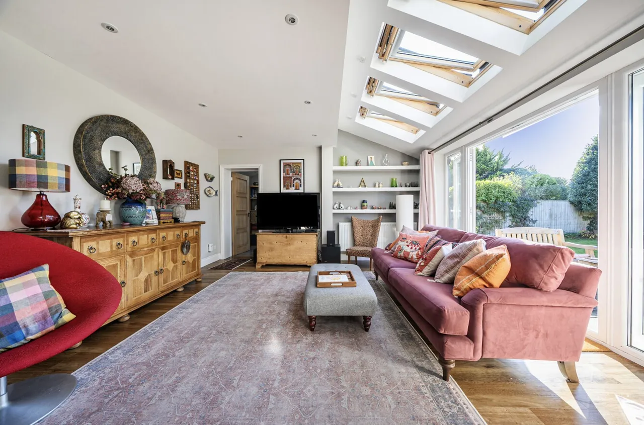 Cedar Drive, Chichester, PO19, photo 11