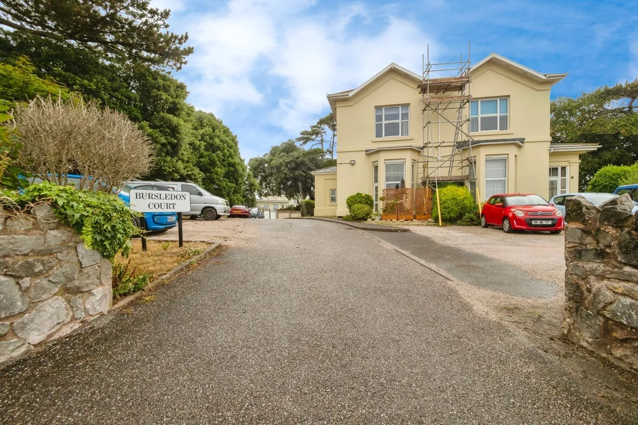 East Cliff Road, Dawlish, EX7, photo 12