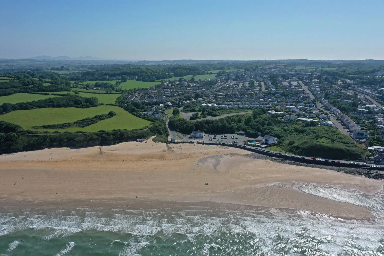 Ffordd Cynlas, Benllech, LL74, photo 28