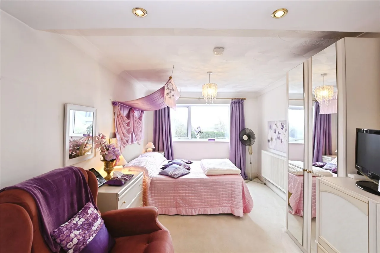 Havant Road, Hayling Island, PO11, photo 15