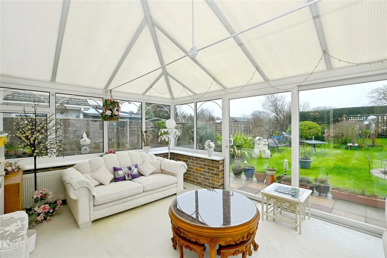 Havant Road, Hayling Island, PO11, photo 10