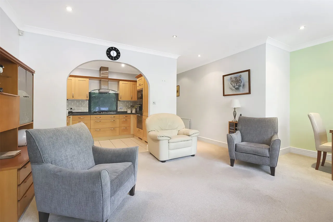 Croydon Road, Reigate, RH2, photo 2