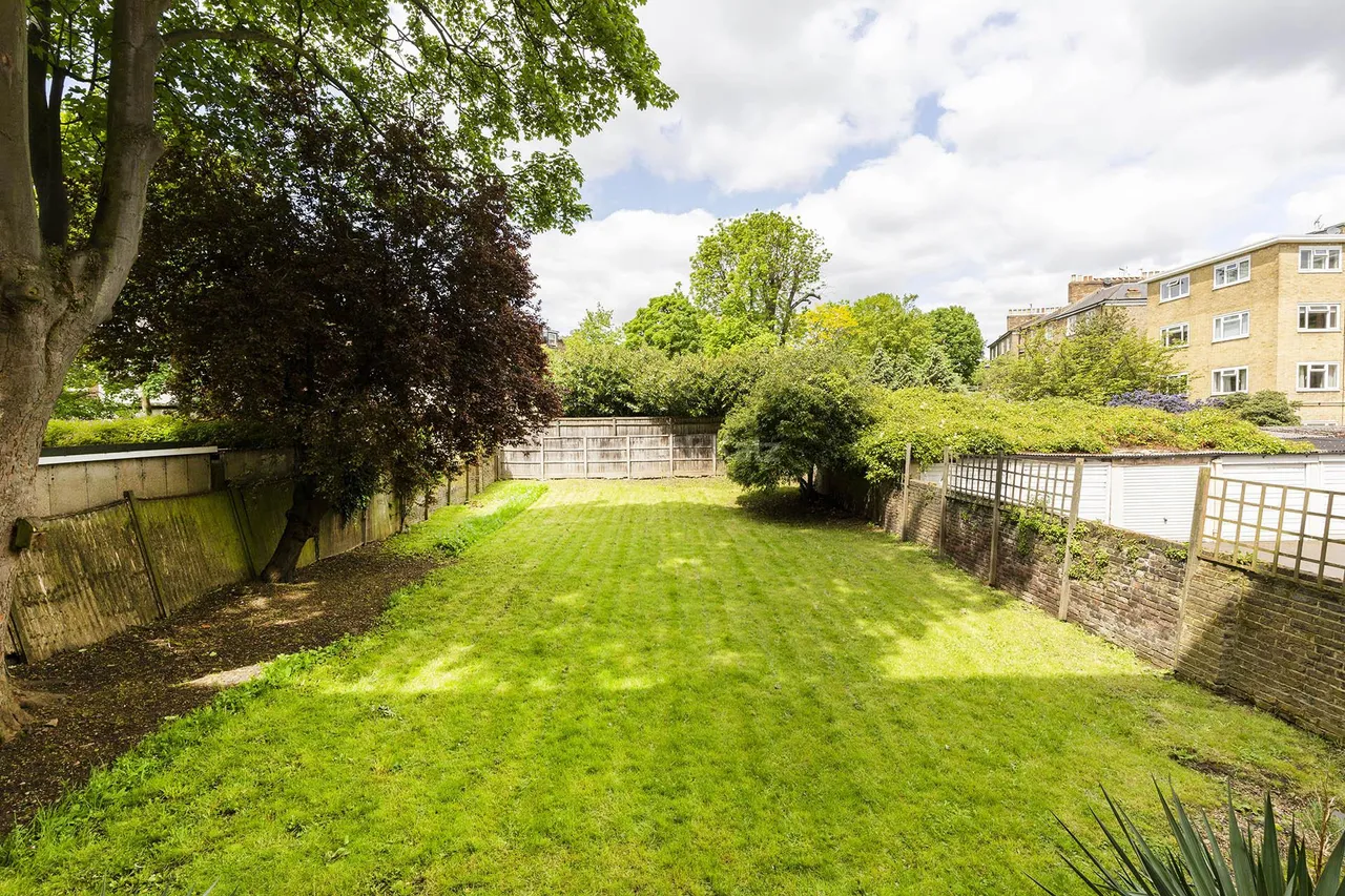 Camden Road, N7, photo 4