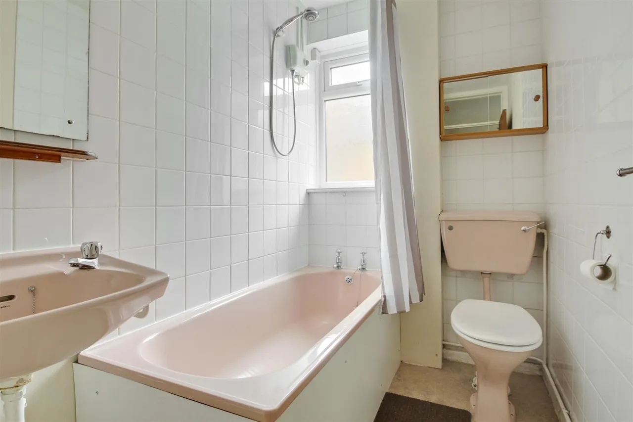 Cedar Court, Tarring Road, Worthing, photo 6
