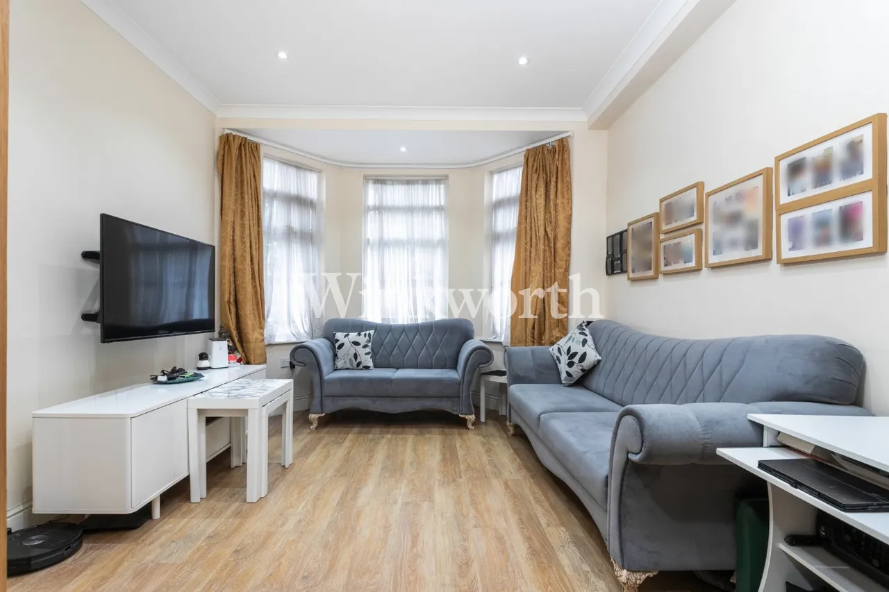 Wightman Road, London, N8, photo 3