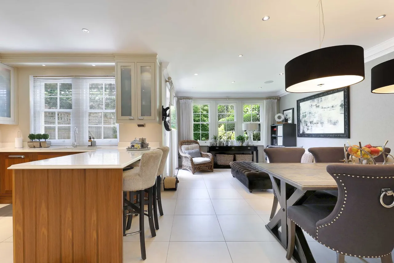 Oak Wood Place, Gerrards Cross, SL9, photo 6