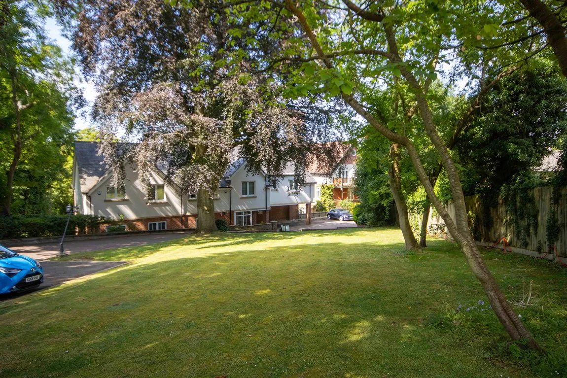 Betjeman Gardens, Chorleywood, WD3, photo 14