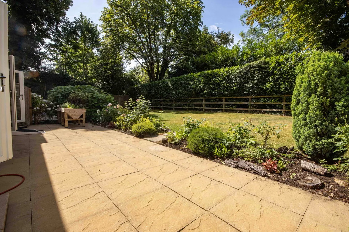 Betjeman Gardens, Chorleywood, WD3, photo 12