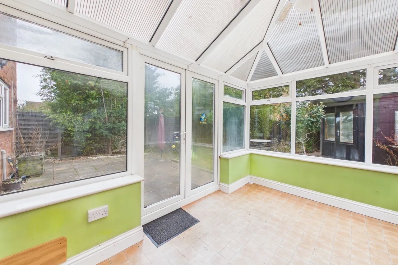Waveney Road, St. Ives, PE27, photo 7