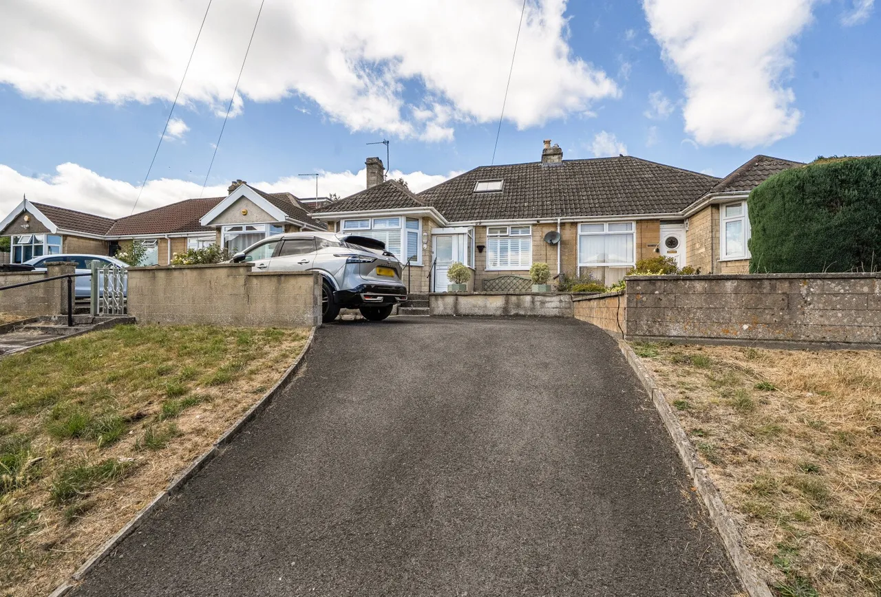2 bed house for sale — The Hollow, Bath, BA2 1NG
