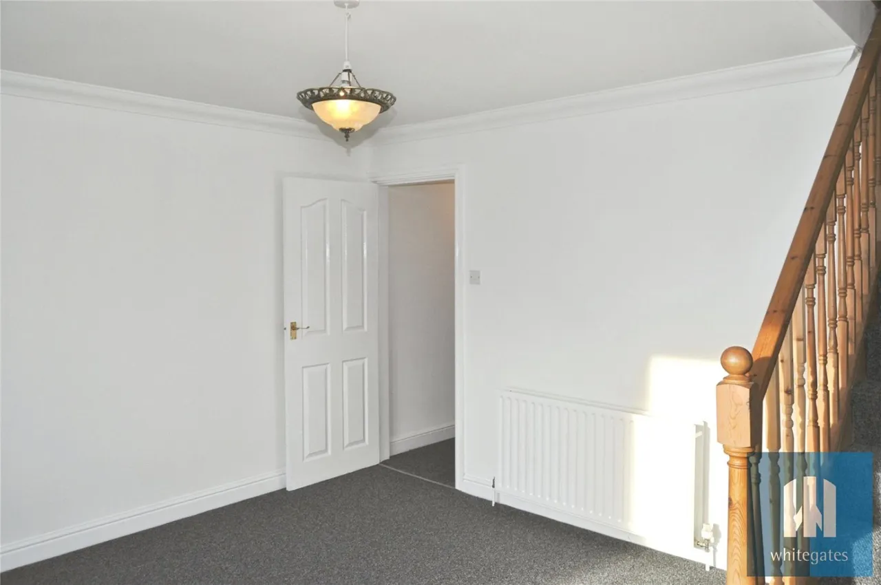 Northway, Mirfield, WF14, photo 13