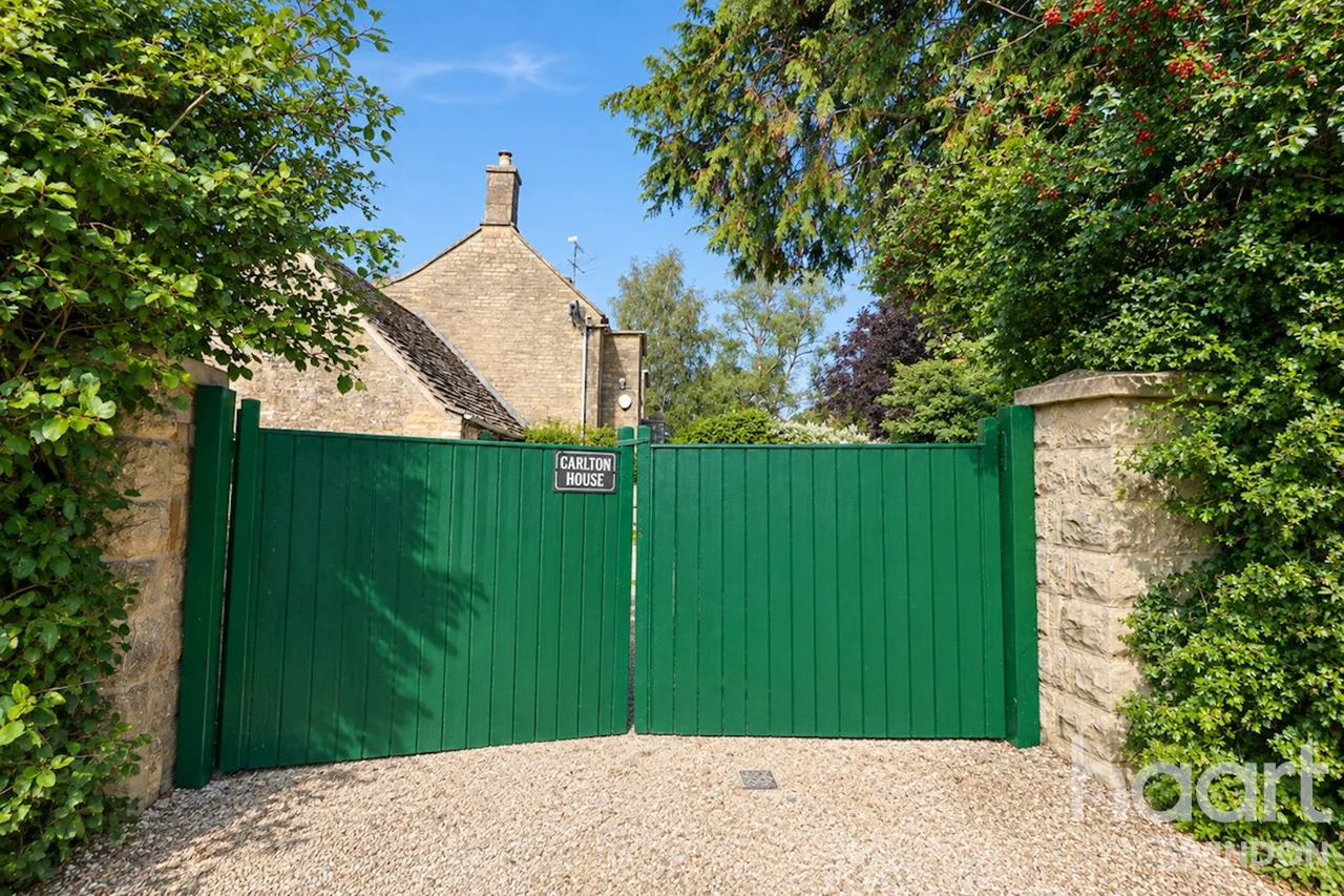 Silver Street, Malmesbury, SN16, photo 14