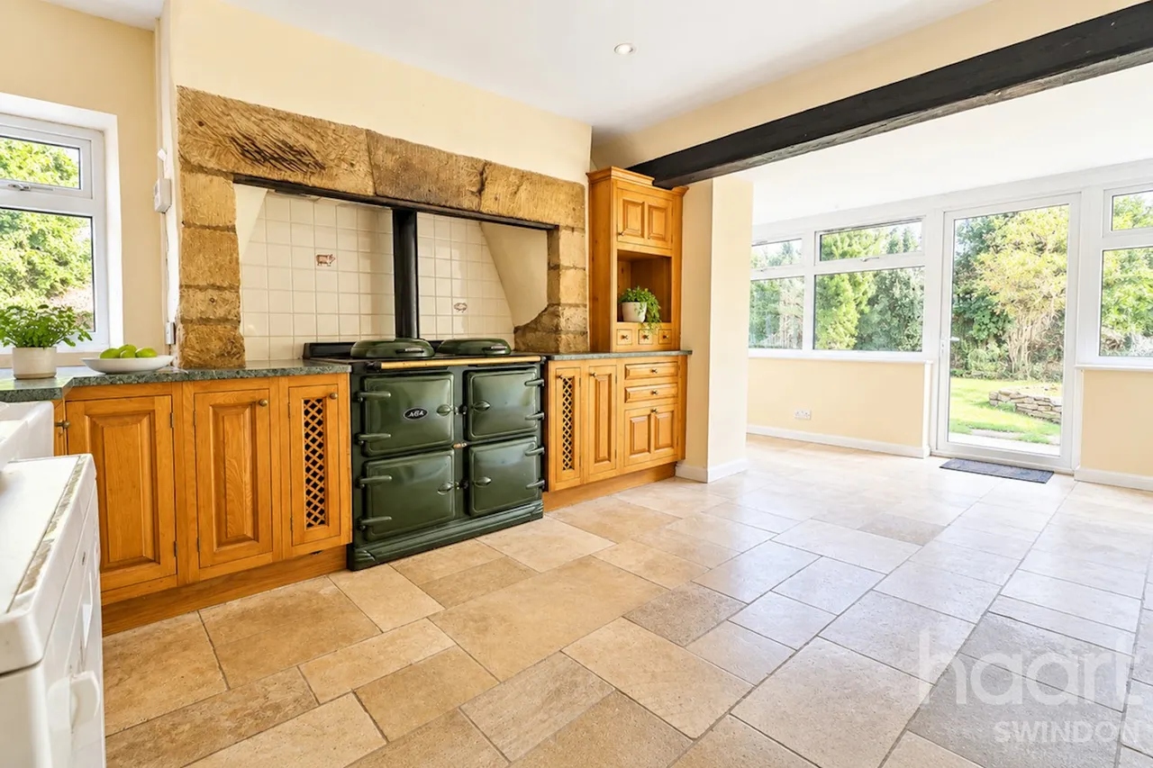 Silver Street, Malmesbury, SN16, photo 17
