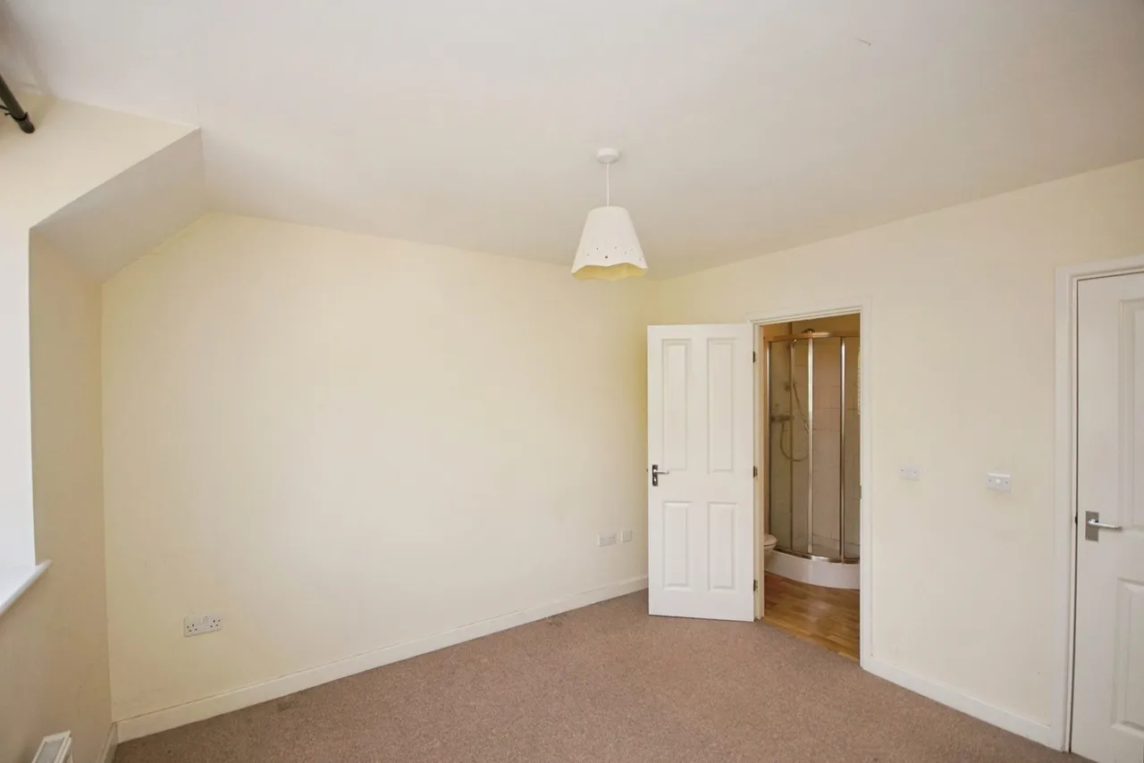 Townsend Close, Dursley, GL11, photo 9