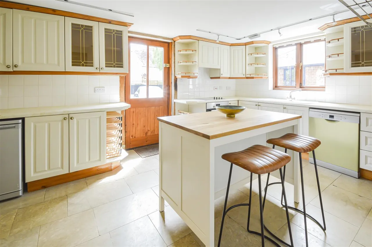 Baythorne End, Halstead, CO9, photo 6
