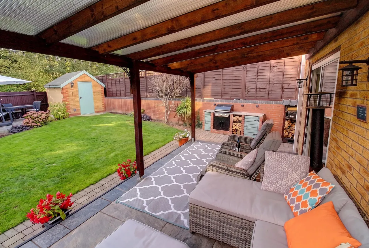 Hillside, Hartshill, CV10, photo 28