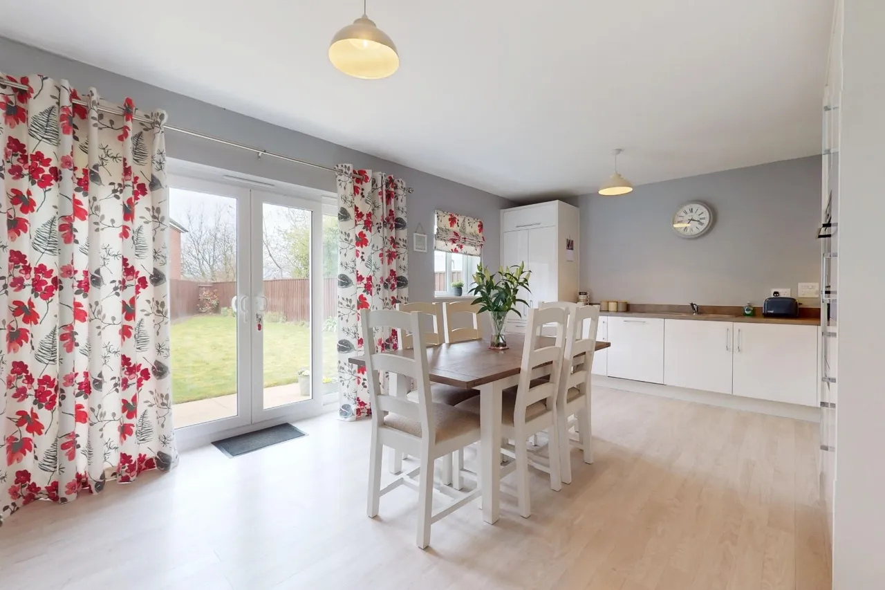 Miller Meadow, Leegomery, Telford TF1 6NR, photo 8