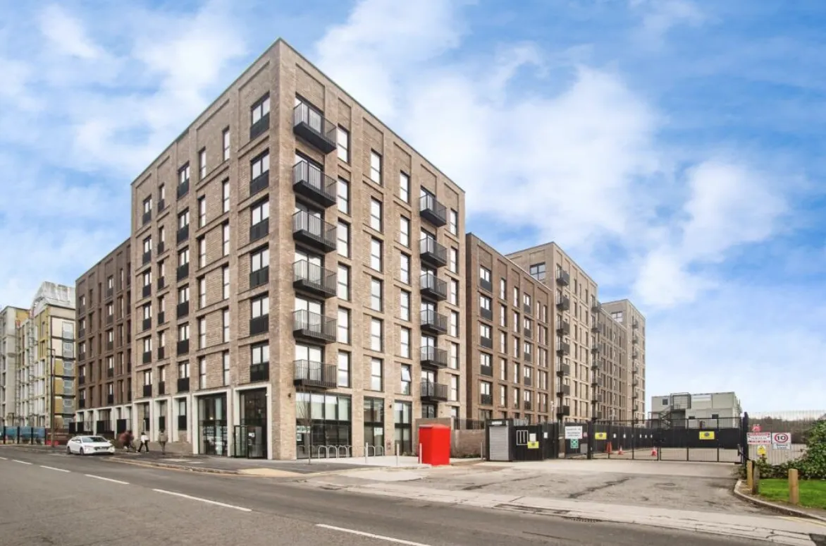 Berkeley Square, Salford M5, photo 13