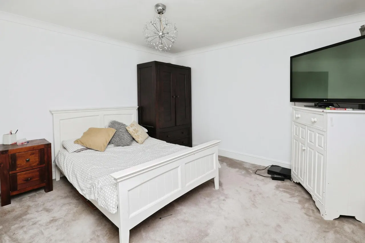 Brook Park, Liverpool, L31, photo 13