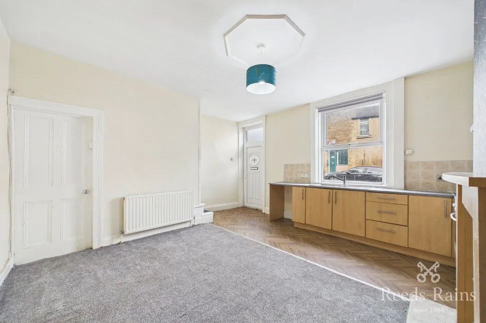 New Bank Street, Morley, LS27, photo 3