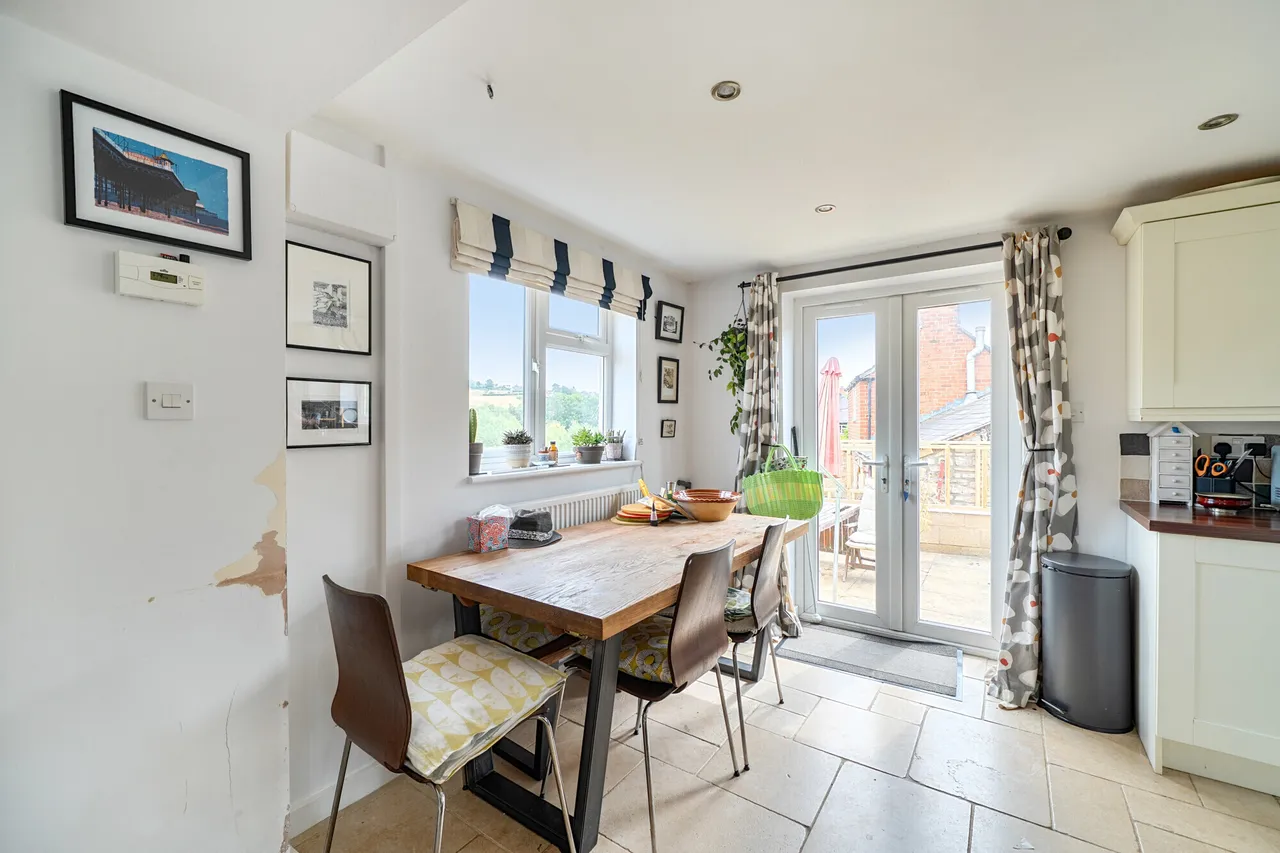 Humphreys End, Randwick, GL6, photo 4