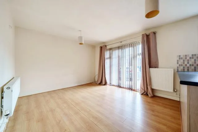 The Sidings, High Wycombe, HP11, photo 2