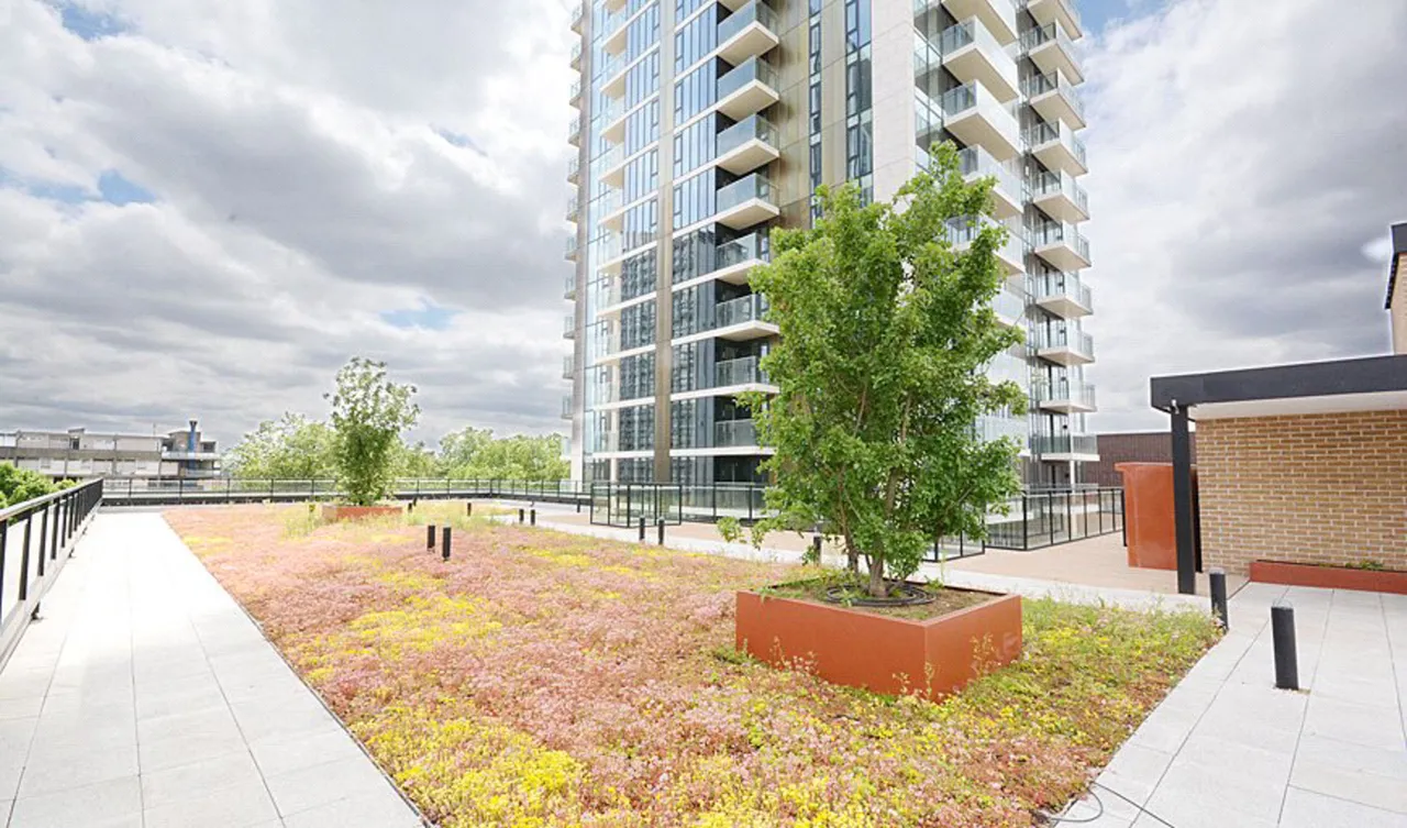 Apartment 2404, One The Elephant, 1 St Gabriel Walk, London, photo 11