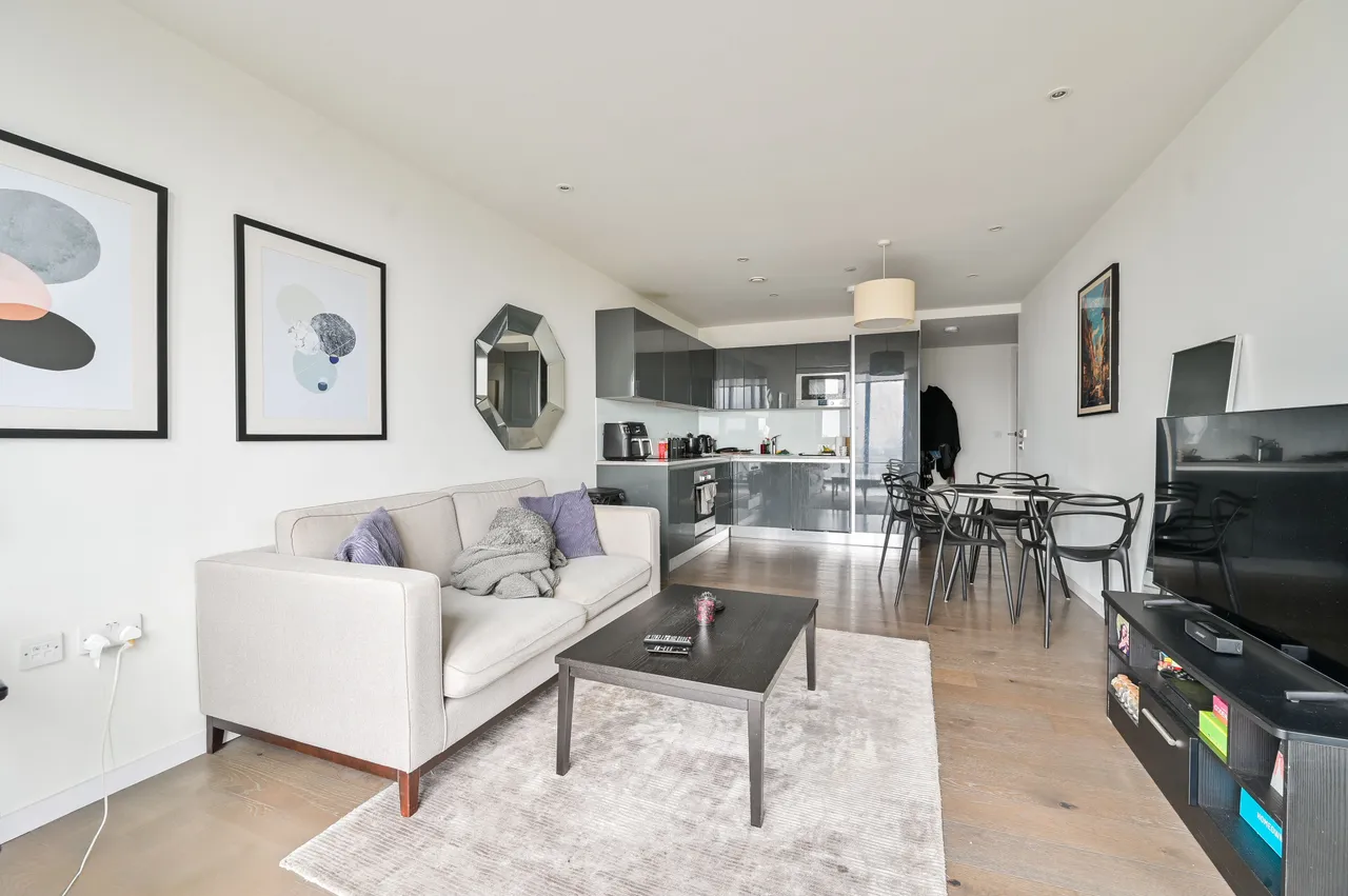 Apartment 2404, One The Elephant, 1 St Gabriel Walk, London, photo 6