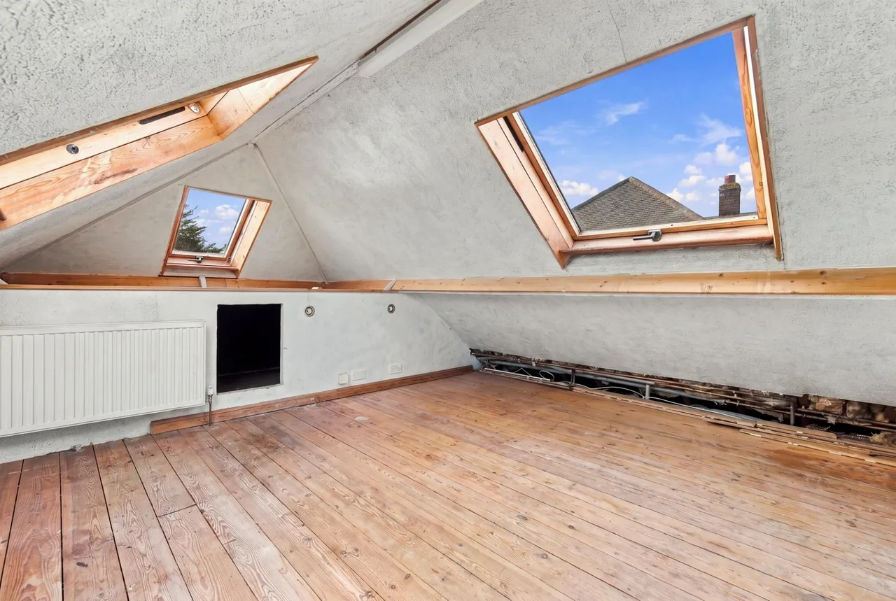 Coleridge Road, Romford, RM3, photo 19