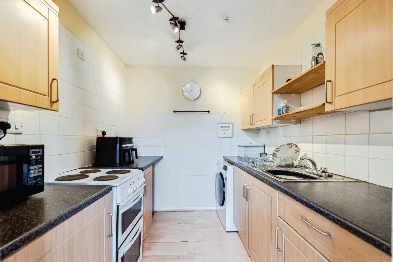 Castilian Mews, Shaw, Swindon, photo 6