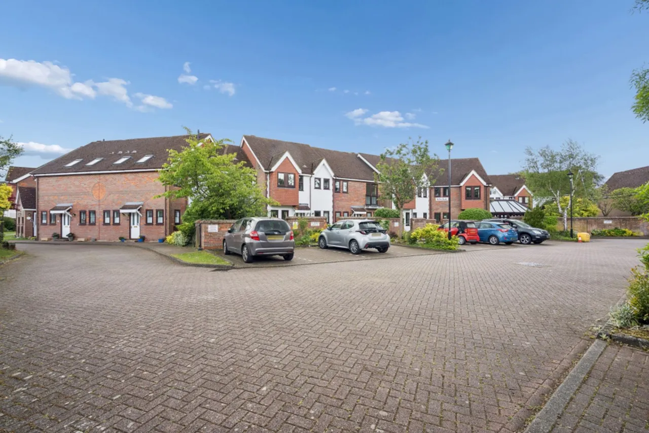 Giles Gate, Prestwood, HP16, photo 19