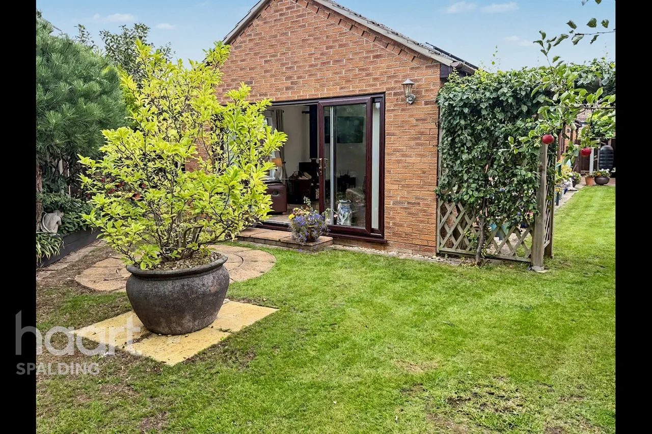 Mawford Close, Moulton Seas End, PE12, photo 37