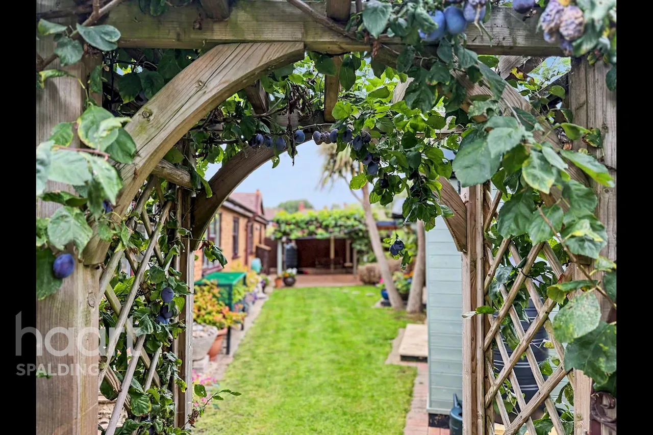 Mawford Close, Moulton Seas End, PE12, photo 31