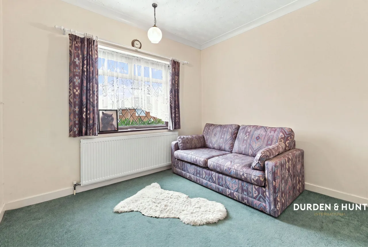 Hambro Avenue, Rayleigh, SS6, photo 11